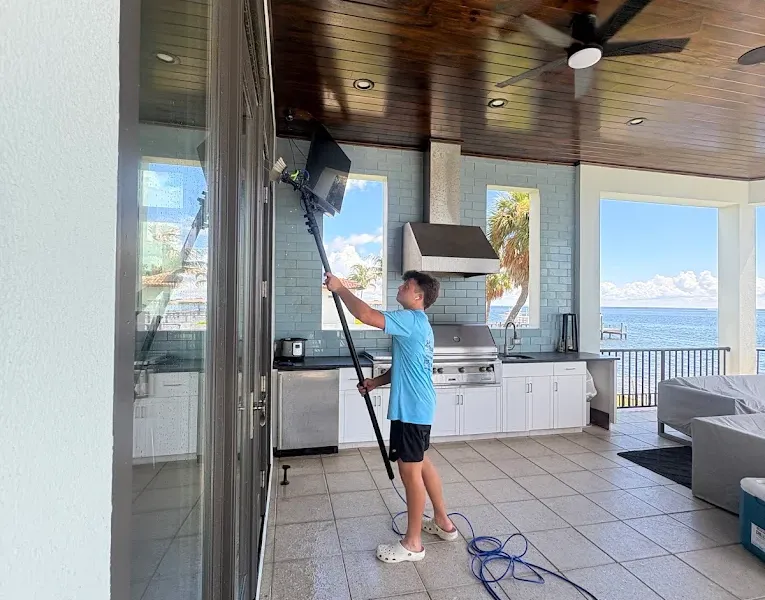 Window cleaning by Pelican Exteriors in Davis Islands, Tampa FL